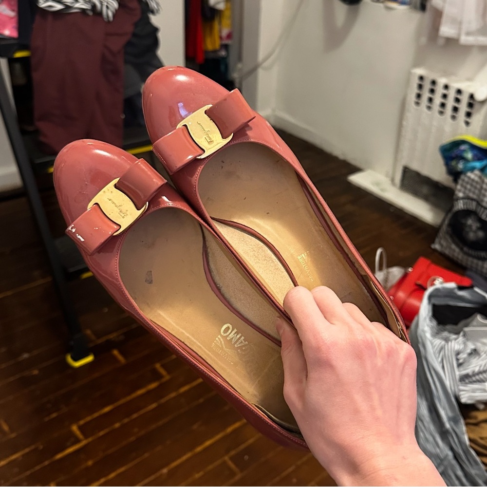 Ferragamo Pink flats size 9 B